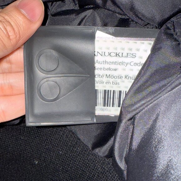 Moose Knuckles jacket Ballistics Bomber 650 Fill Power Down Jacket winter coat - Picture 8 of 11